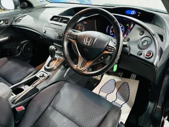 Honda Civic 1.8 i-VTEC ES 5dr
