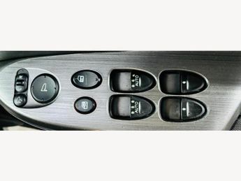 Honda Civic 1.8 i-VTEC ES 5dr