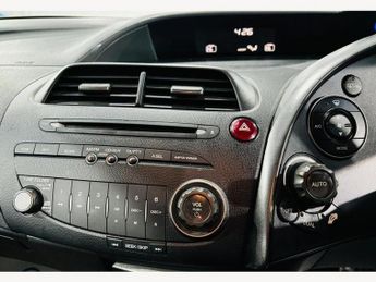 Honda Civic 1.8 i-VTEC ES 5dr