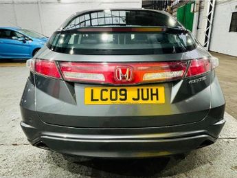 Honda Civic 1.8 i-VTEC ES 5dr