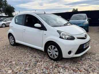 Toyota AYGO 1.0 VVT-i Move Euro 5 5dr