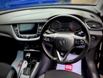 Vauxhall Grandland X 1.5 Turbo D BlueInjection Sport Nav Auto Euro 6 (s/s) 5dr