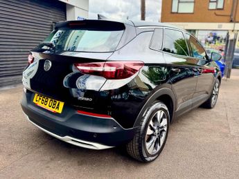 Vauxhall Grandland X 1.5 Turbo D BlueInjection Sport Nav Auto Euro 6 (s/s) 5dr