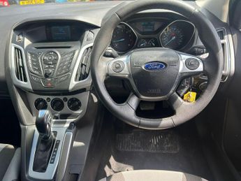 Ford Focus 1.6 Zetec Powershift Euro 5 5dr