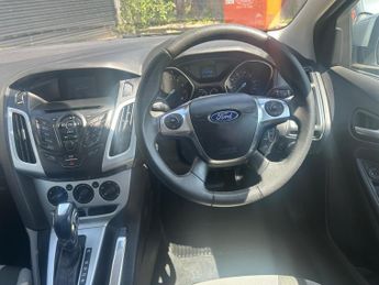 Ford Focus 1.6 Zetec Powershift Euro 5 5dr