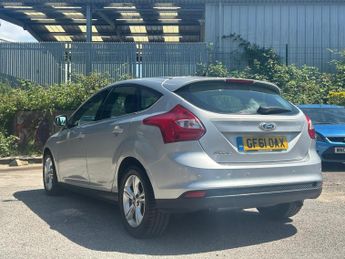 Ford Focus 1.6 Zetec Powershift Euro 5 5dr