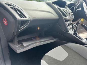 Ford Focus 1.6 Zetec Powershift Euro 5 5dr