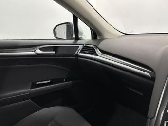 Ford Mondeo 2.0 TiVCT Zetec Edition CVT Euro 6 (s/s) 5dr