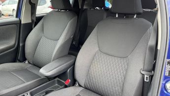 Toyota Yaris 1.5 VVT-h Design E-CVT Euro 6 (s/s) 5dr
