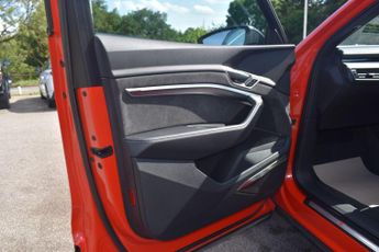 Audi e-tron 55 Launch Edition Sportback Auto quattro 5dr 95kWh