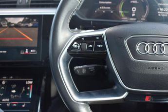 Audi e-tron 55 Launch Edition Sportback Auto quattro 5dr 95kWh