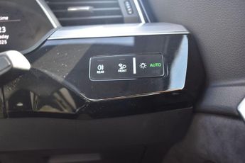 Audi e-tron 55 Launch Edition Sportback Auto quattro 5dr 95kWh