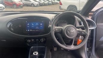 Toyota Aygo X 1.0 VVT-i Edge Euro 6 (s/s) 5dr