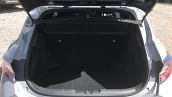 Toyota Corolla 1.8 VVT-h Design CVT Euro 6 (s/s) 5dr