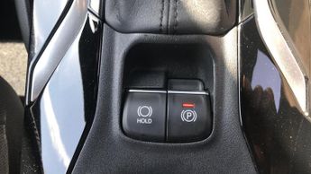 Toyota Corolla 1.8 VVT-h Design CVT Euro 6 (s/s) 5dr