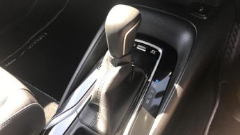 Toyota Corolla 1.8 VVT-h Design CVT Euro 6 (s/s) 5dr