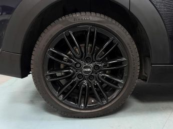 MINI Hatch 5-Door Hatch Cooper Exclusive