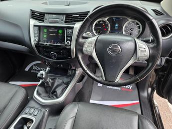 Nissan Navara 2.3 dCi Tekna 4WD Euro 6 (s/s) 4dr