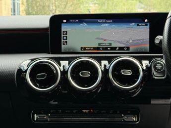 Mercedes-Benz A Class 1.3 A250e 15.6kWh AMG Line (Executive) 8G-DCT Euro 6 (s/s) 5dr