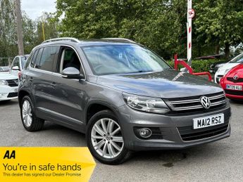 Volkswagen Tiguan 2.0 TDI Sport 4WD Euro 5 5dr