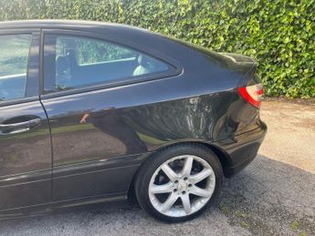Mercedes-Benz C Class 1.8 C180 Kompressor SE 2dr