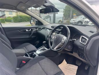 Nissan Qashqai 1.2 DIG-T n-tec XTRON 2WD Euro 5 (s/s) 5dr