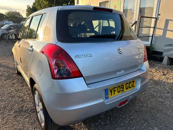 Suzuki Swift 1.5 GLX 5dr