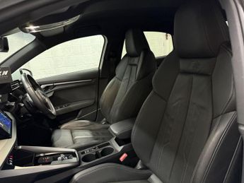 Audi A3 1.5 TFSI 35 S line S Tronic Euro 6 (s/s) 4dr