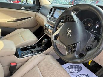 Hyundai TUCSON 1.7 CRDi Blue Drive Premium DCT Euro 6 (s/s) 5dr