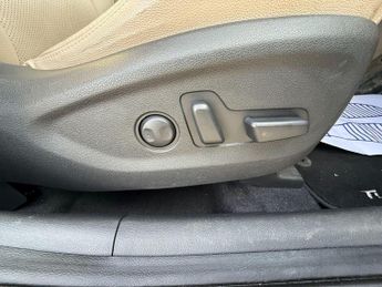 Hyundai TUCSON 1.7 CRDi Blue Drive Premium DCT Euro 6 (s/s) 5dr