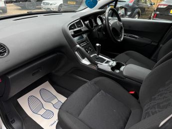 Peugeot 3008 1.6 e-HDi Active EGC Euro 5 (s/s) 5dr