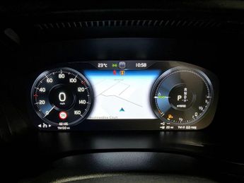Volvo XC40 1.5h T5 Twin Engine Recharge 10.7kWh R-Design Pro Auto Euro 6 (s