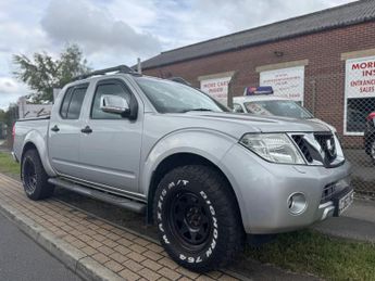 Nissan Navara 2.5 dCi Tekna 4WD Euro 5 4dr