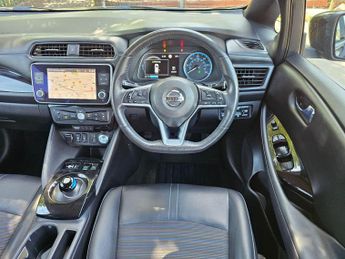 Nissan Leaf 40kWh N-Connecta Auto 5dr