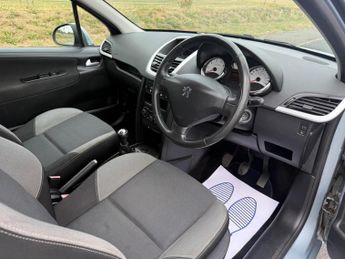 Peugeot 207 1.4 VTi Envy Euro 5 3dr