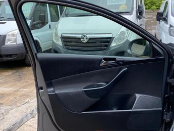 Volkswagen Passat 2.0 TDI SE DSG Euro 4 4dr