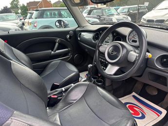 MINI Hatch 1.6 Cooper CVT Euro 4 3dr