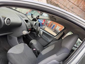 Peugeot 107 1.0 12V Urban 2 Tronic Euro 4 5dr