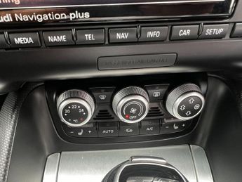 Audi TT 2.0 TDI Black Edition S Tronic quattro Euro 5 3dr
