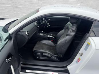 Audi TT 2.0 TDI Black Edition S Tronic quattro Euro 5 3dr