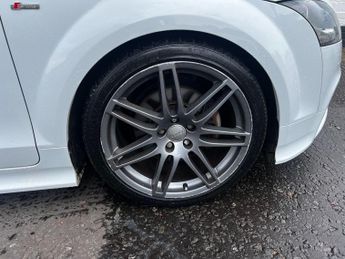 Audi TT 2.0 TDI Black Edition S Tronic quattro Euro 5 3dr