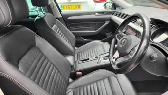 Volkswagen Passat 1.6 TDI SEL DSG Euro 6 (s/s) 5dr