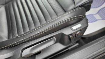 Volkswagen Passat 1.6 TDI SEL DSG Euro 6 (s/s) 5dr