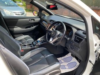 Nissan Leaf 40kWh Tekna Auto 5dr