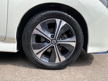 Nissan Leaf 40kWh Tekna Auto 5dr