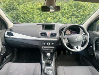 Renault Megane 1.6 16V Dynamique TomTom Euro 5 5dr