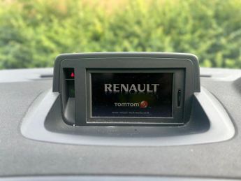 Renault Megane 1.6 16V Dynamique TomTom Euro 5 5dr