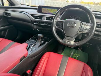 Lexus UX 2.0 250h F Sport E-CVT Euro 6 (s/s) 5dr