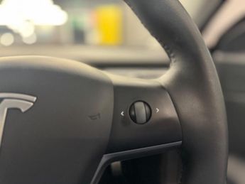 Tesla Model 3 (Dual Motor) Long Range Auto 4WDE 4dr