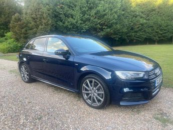 Audi A3 2.0 TFSI Black Edition Sportback S Tronic quattro Euro 6 (s/s) 5